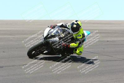 media/May-14-2022-SoCal Trackdays (Sat) [[7b6169074d]]/Bowl (1120am)/